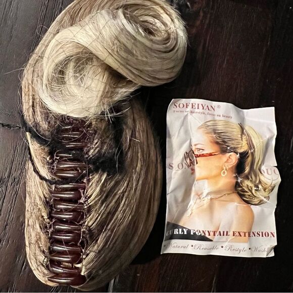 Bleached Blonde Curly Ponytail Extension - Picture 2 of 4